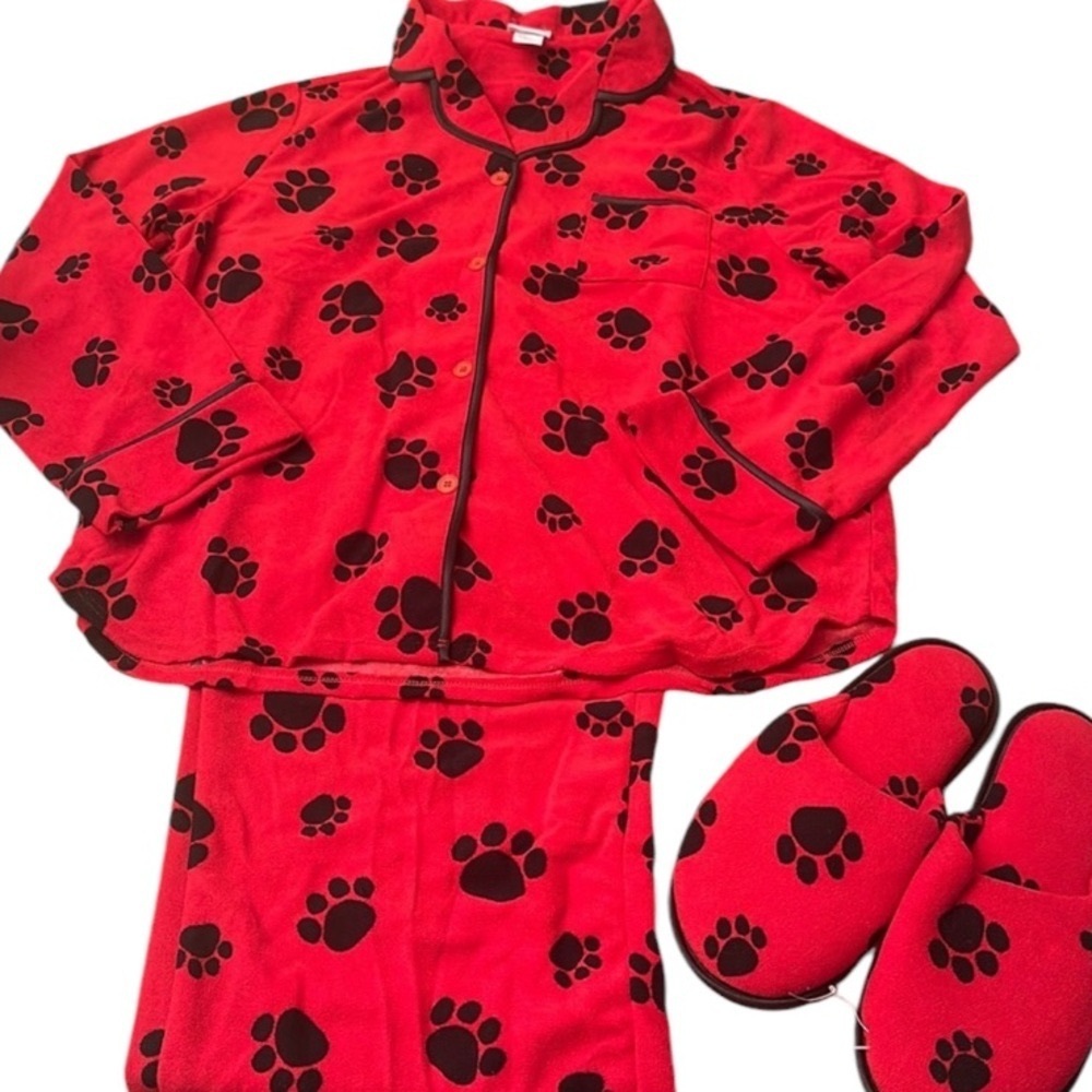 TAYLOR MARCS pajama set